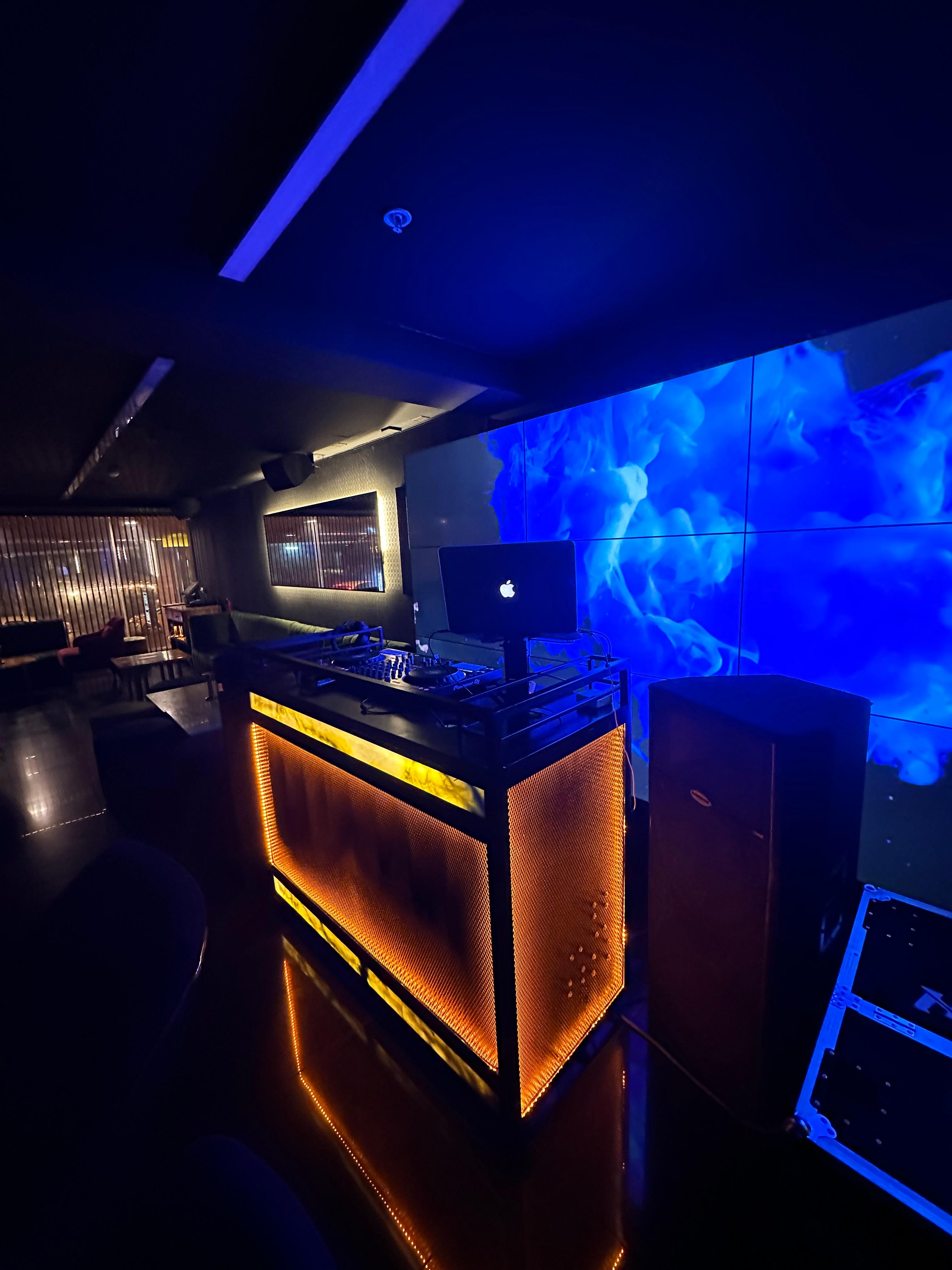 Dj Siles – foto 1