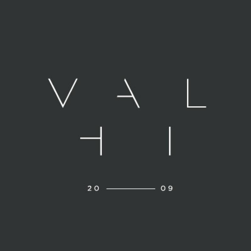 Valhi Designer